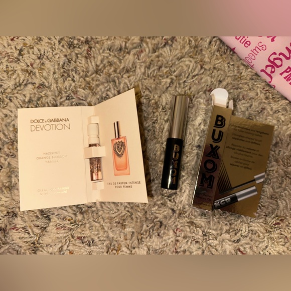 2 piece high end beauty dolce and gabanna and buxom mascaras mini✨💗 - Picture 1 of 3